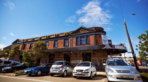 Annandale Hotel