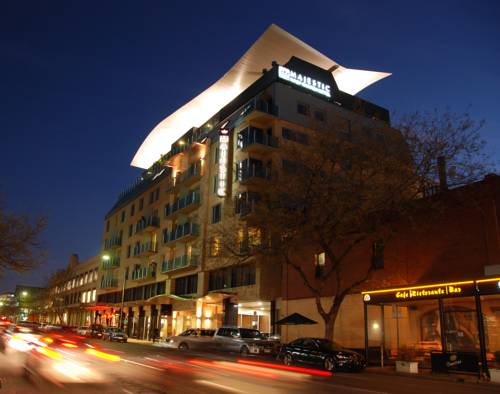 Majestic Roof Garden Hotel