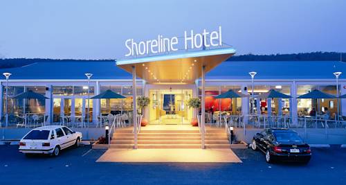 Shoreline Hotel