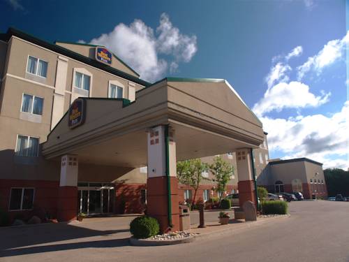 Best Western Plus Pembina Inn & Suites