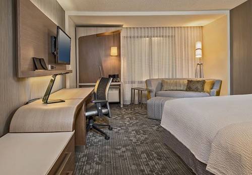 Courtyard by Marriott Winnipeg Airport