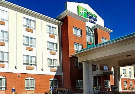 Holiday Inn Express Hotel & Suites Edson