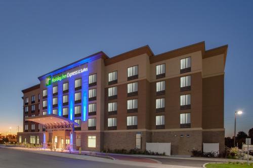 Holiday Inn Express & Suites Ottawa East-Orleans