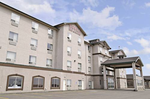 Ramada Inn & Suites