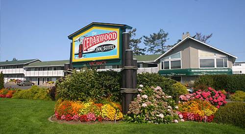 The Cedarwood Inn & Suites