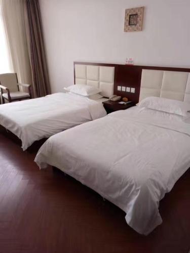 Tianjin Yuetan Business Hotel