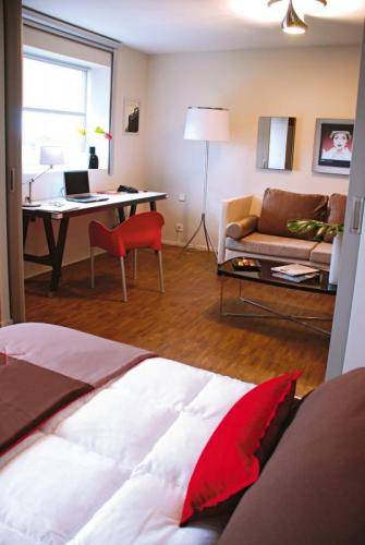 OnlySuites Paris CDG