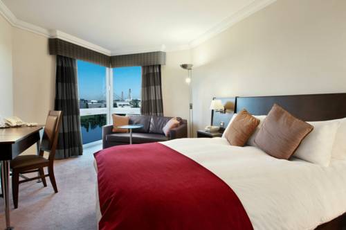 Hilton Birmingham Metropole Hotel