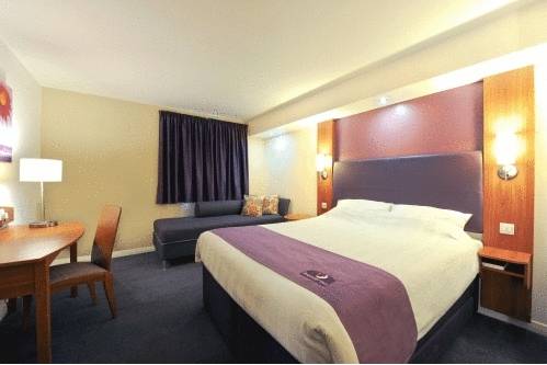 Premier Inn Exeter Central St. Davids