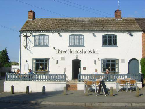 Three Horseshoes Inn