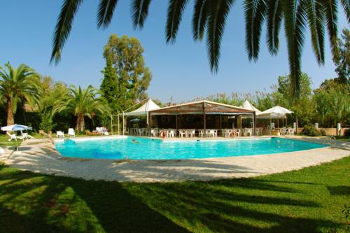 Folies Corfu Town Hotel Apartments