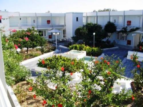 Kouros Bay Hotel