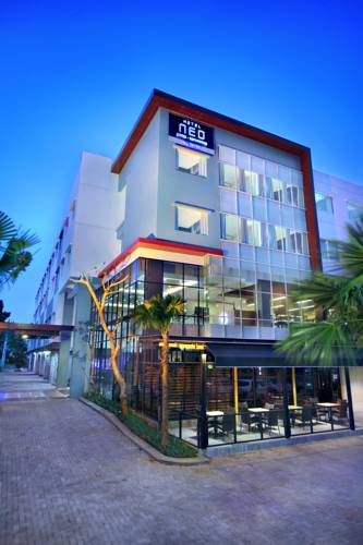 Hotel Neo Candi Semarang