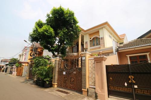 Maharani Guesthouse Tebet Syariah