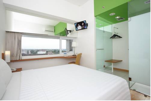 Whiz Hotel Semarang