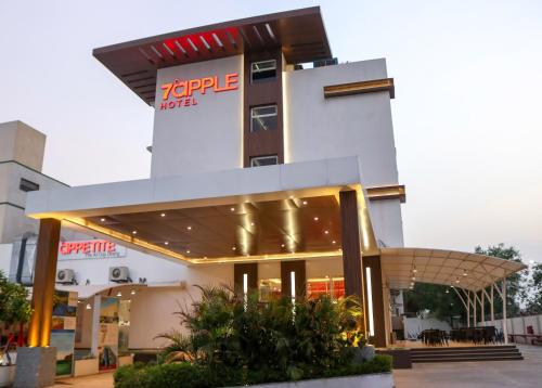 7 Apple Hotel