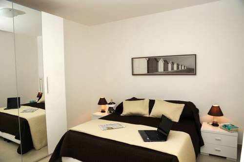 Amelindo Fiumicino Airport Residence