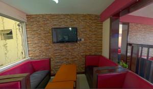 Royal City Hotel - Dubai Complex Hotels  Kisumu