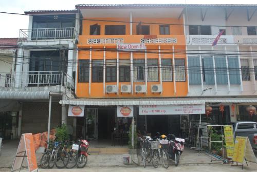 Orange Backpacker Hostel