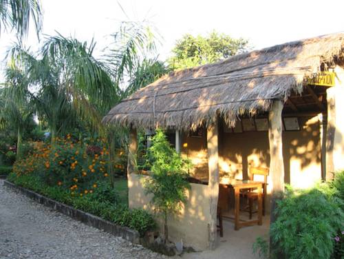 Sauraha Resort