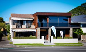 Aqua Beachfront Motel Hotel  Motels  Mount Maunganui