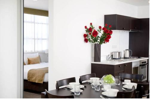 Quest Hamilton Serviced Apartments