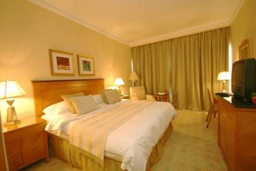 Golden Tulip Seeb Muscat