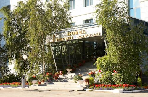 Tygyn Darkhan Hotel