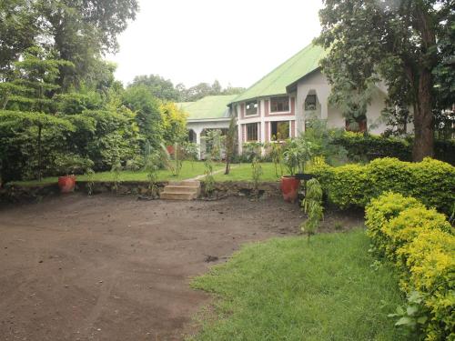 Shamba Hostel