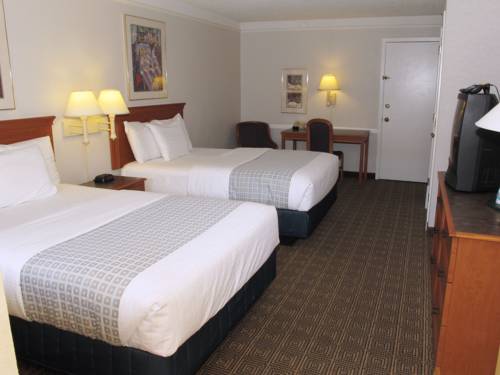 Baymont Inn and Suites Houston Hobby