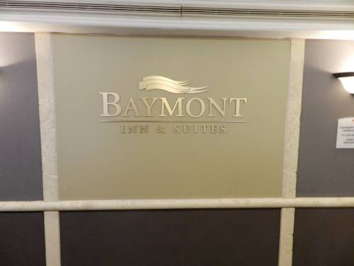 Baymont Inn & Suites Hazelwood St. Louis Airport