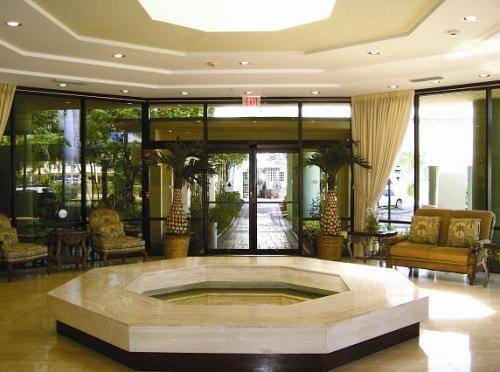 Boca Raton Plaza Hotel and Suites