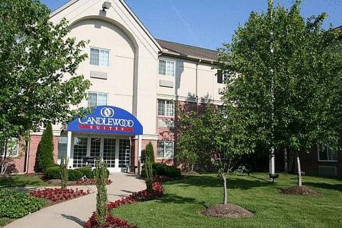 Candlewood Suites Louisville Airport