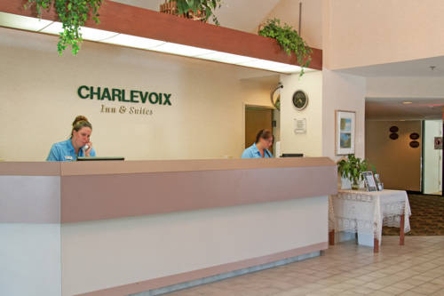 Charlevoix Inn & Suites