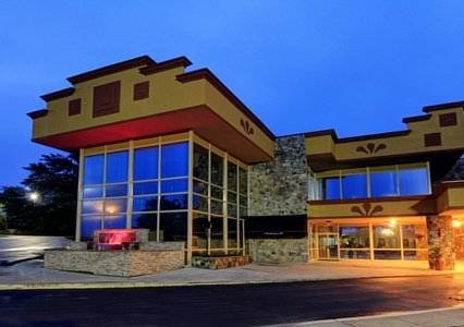 Clarion Inn & Suites University Center