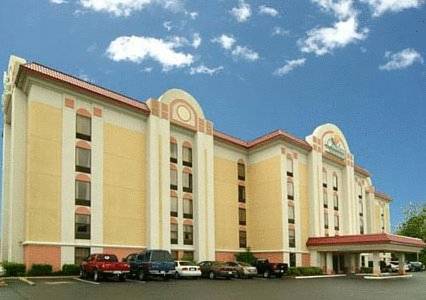 Comfort Inn & Suites Little Rock Airport