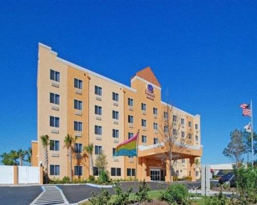 Comfort Suites Near Raymond James Stadium