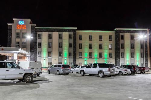 Comfort Suites - University