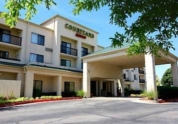 Courtyard by Marriott Tulsa Central