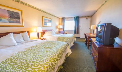 Days Inn & Suites Latham/Troy