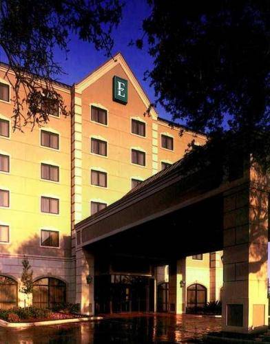 Embassy Suites Dallas - Near the Galleria