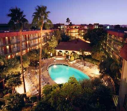 Embassy Suites Phoenix Airport at 24th Street