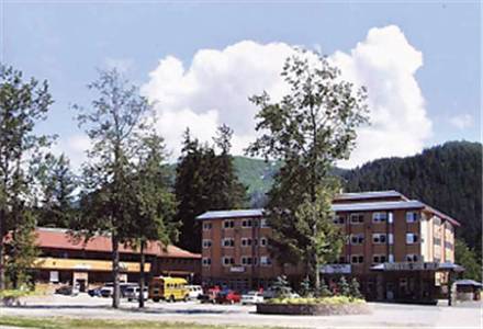 Frontier Suites Airport Hotel