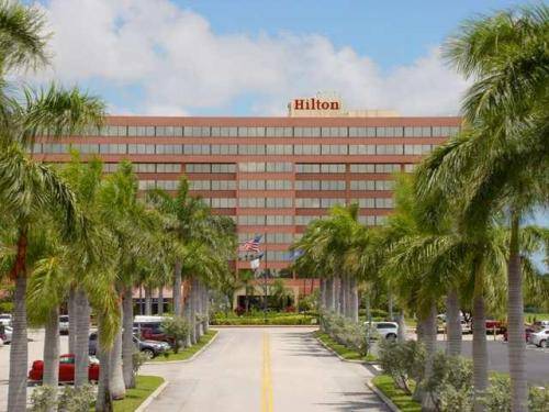 Hilton Palm Beach Airport