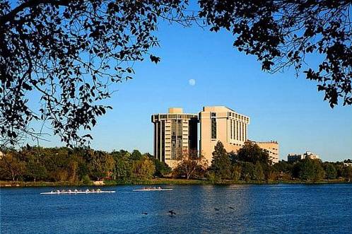 Holiday Inn Austin -Town Lake