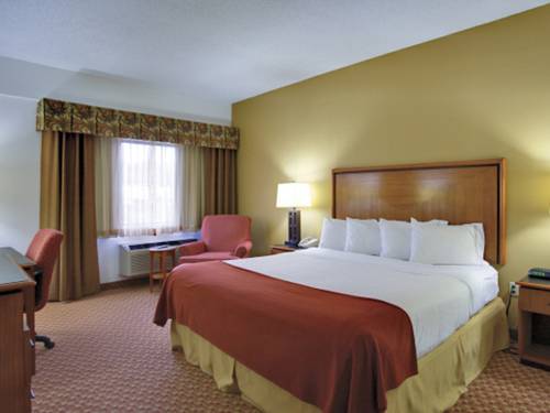 Holiday Inn Express Branson- Green Mountain Drive