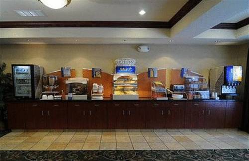 Holiday Inn Express Hotel & Suites Urbana-Champaign-U of I Area