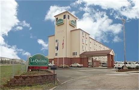 La Quinta Inn & Suites Portland Airport