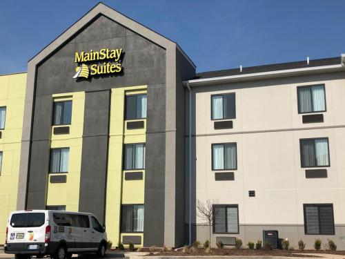 MainStay Suites St. Louis - Airport