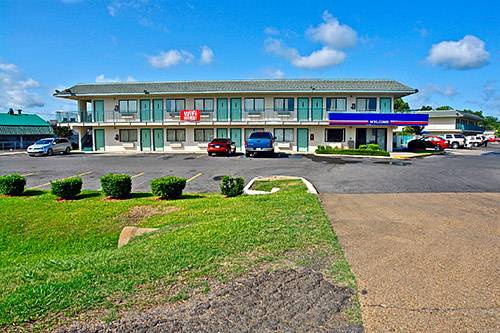 Motel 6 Alexandria